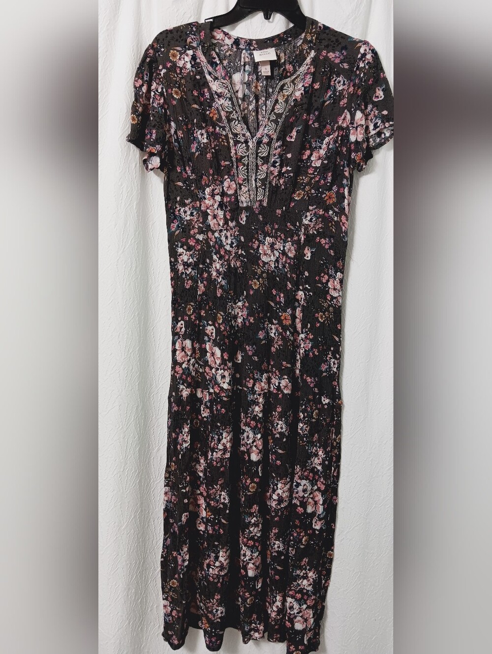 KNOX ROSE Charcoal Floral Midi Dress with Pink & Cream Blossoms